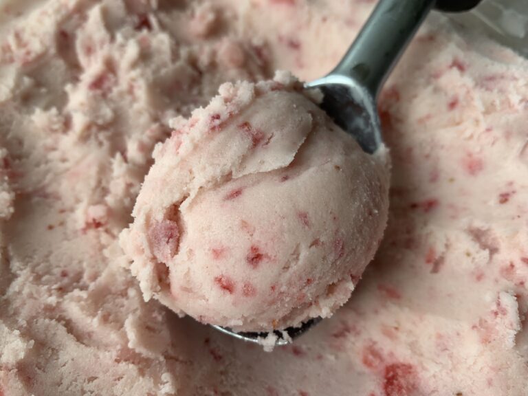 Homemade Strawberry Ice Cream – Super Simple Recipe!
